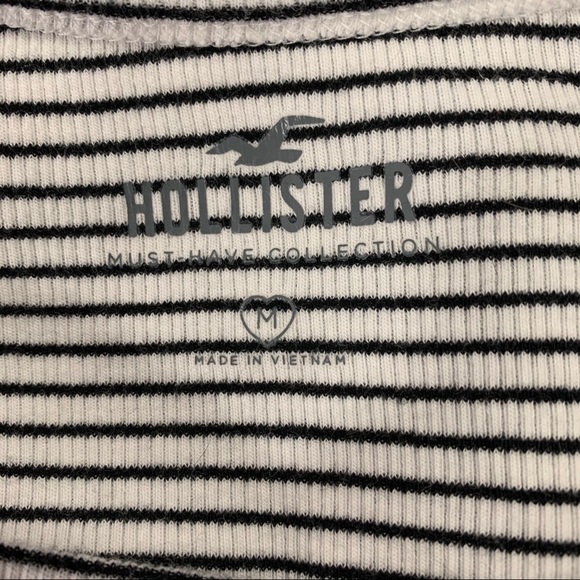 COPY - Hollister must-have butterfly baby tee. - Picture 3 of 3